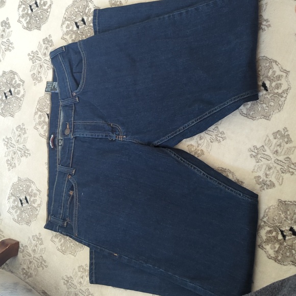 38x32 Kirkland Signature Denim Jeans - Picture 4 of 6
